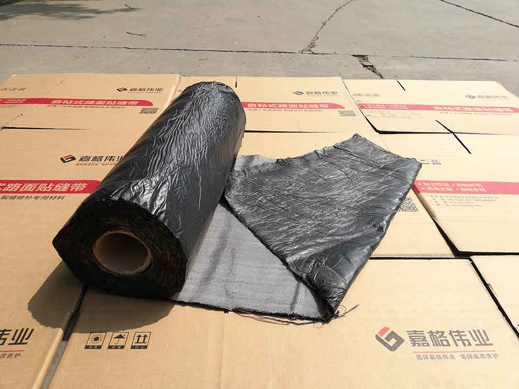 抗裂貼對于層間裂縫的作用有哪些？